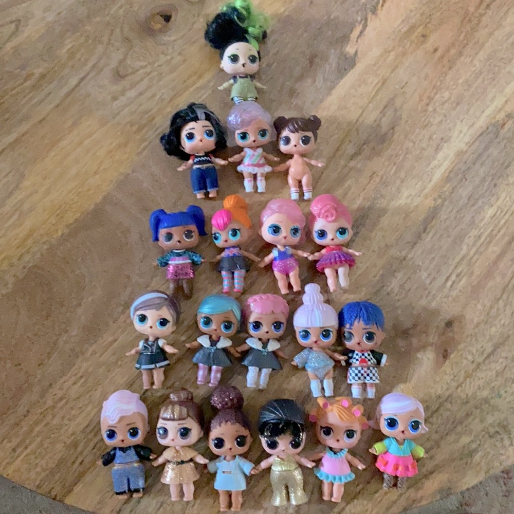 LOL toy collection and accessories